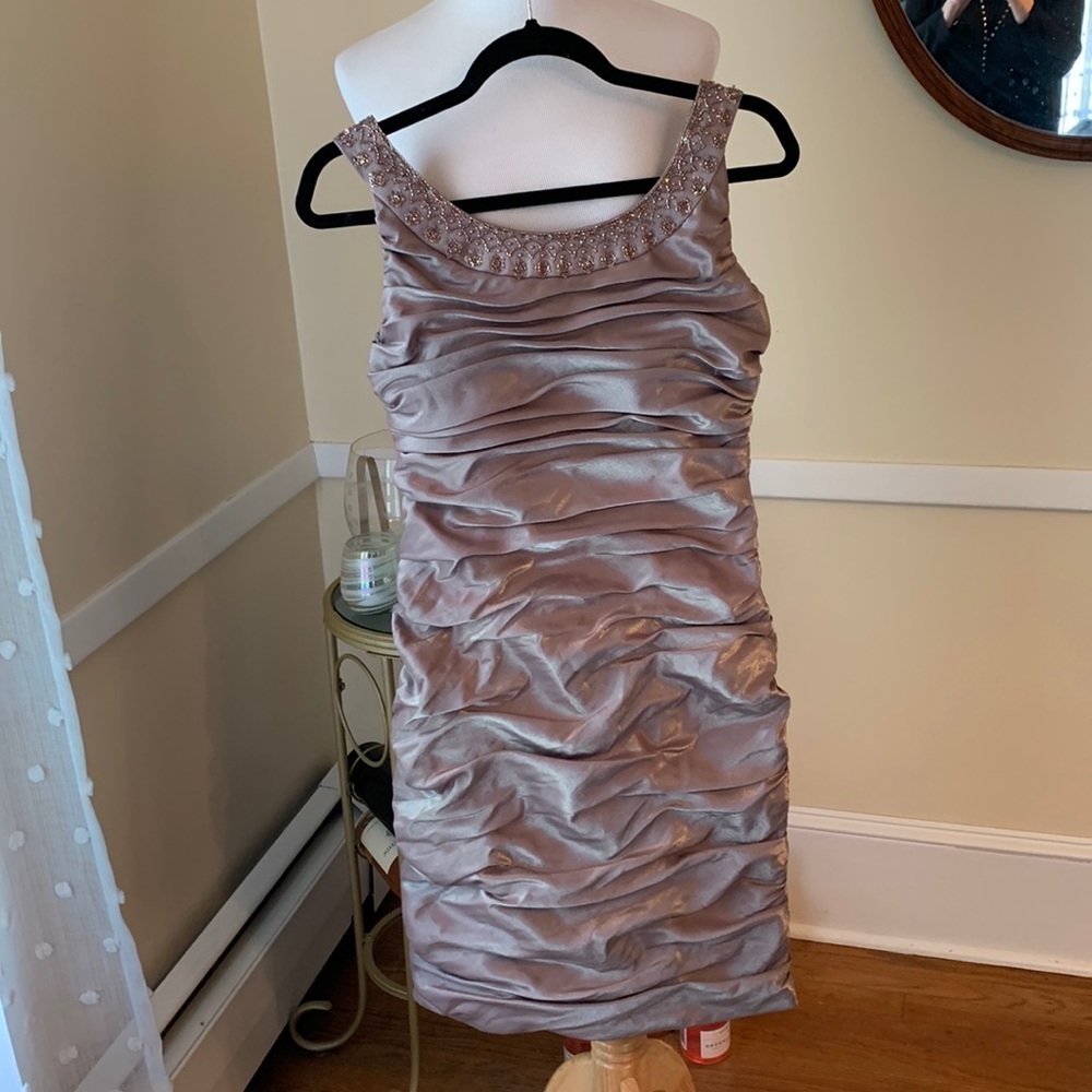 Cachet Size 6 Tan lined and beaded Dress in EUC